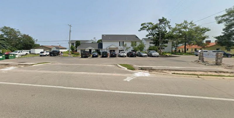 Huron House Bed and Breakfast (El Mirador Beach Motel) - 2024 Street View